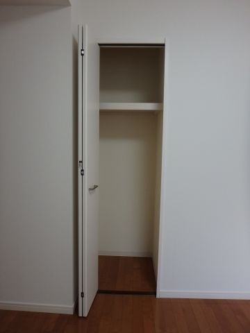 収納　寝室のクローゼットです（同仕様のお部屋のお写真です）