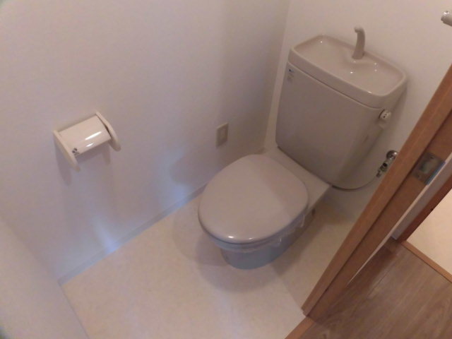トイレ　清潔感のあるトイレです。