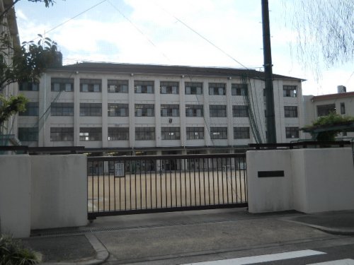 小学校　大阪市立大道南小学校（小学校）まで413m