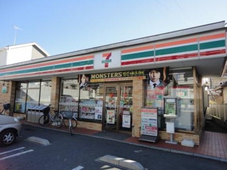 コンビニ　セブンイレブン川口上青木中央通り店（コンビニ）まで227m