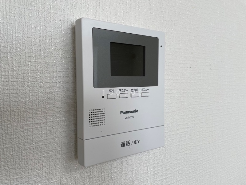 セキュリティ　モニター付きインターホンで来客確認も安心です！