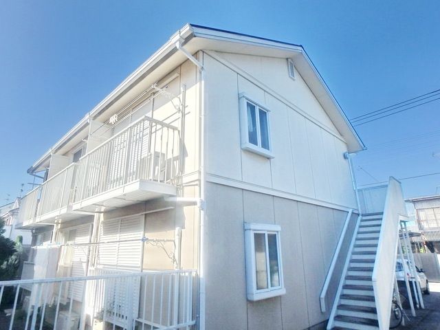 建物外観　★日当たり良好な外観★