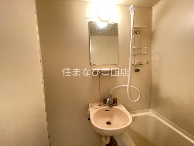 洗面設備　同型別部屋写真