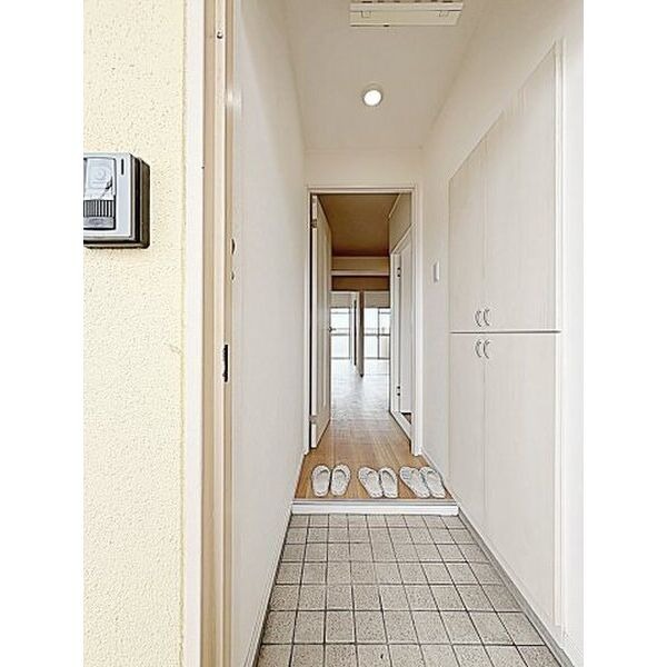 ロイヤルプラザヤマダの玄関写真