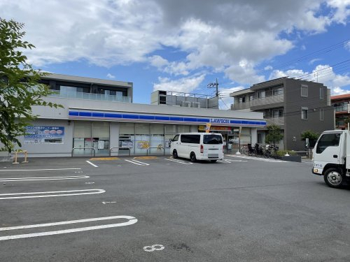 コンビニ　ローソン 練馬中村南一丁目店（コンビニ）まで312m