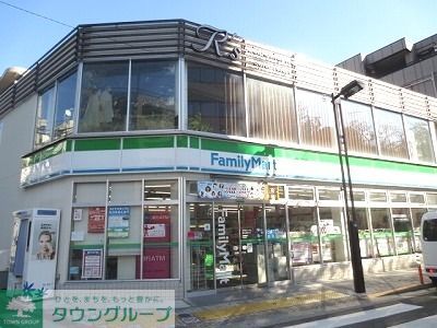 コンビニ　ファミリーマート（コンビニ）まで310m