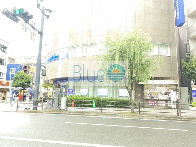 銀行　みずほ銀行（銀行）まで687m