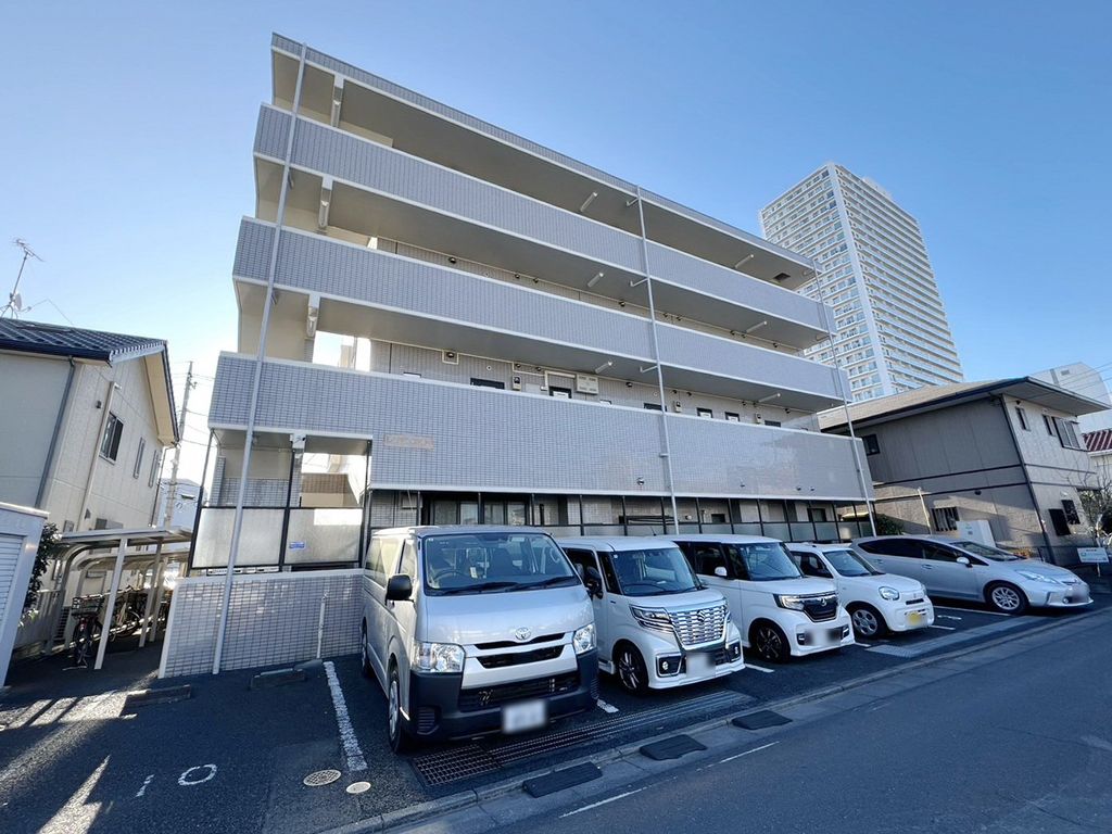 駐車場　外観