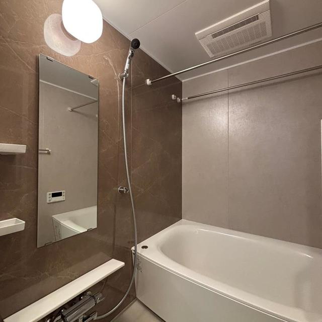 バス・シャワールーム　※写真は同タイプ住戸です。