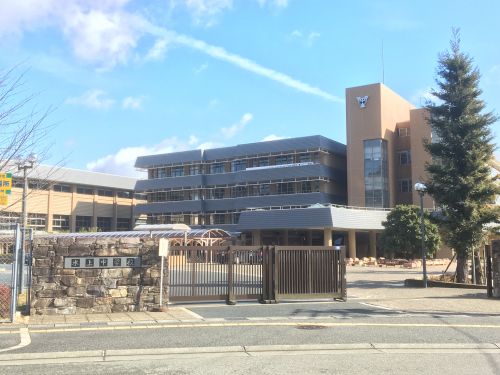 中学校　丹波市立氷上中学校（中学校）まで1088m