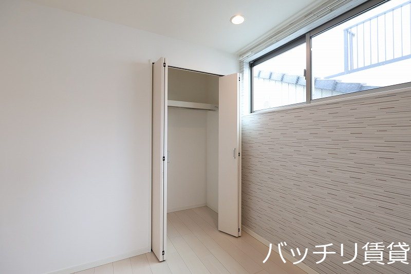 収納　画像は、同型タイプの為、現状を優先いたします。