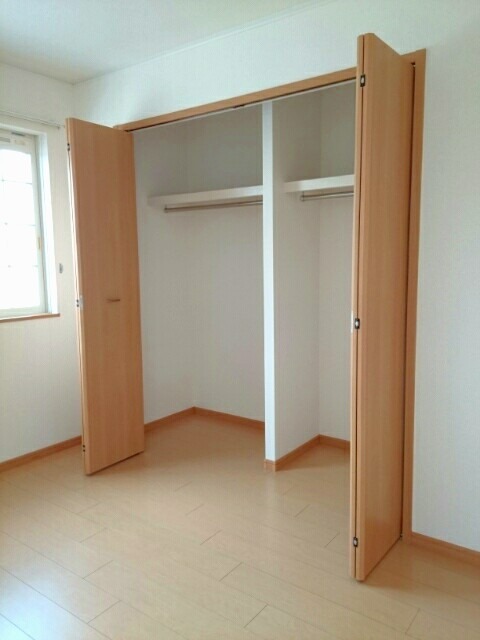 収納　図面と現状に相違がある場合には現状を優先