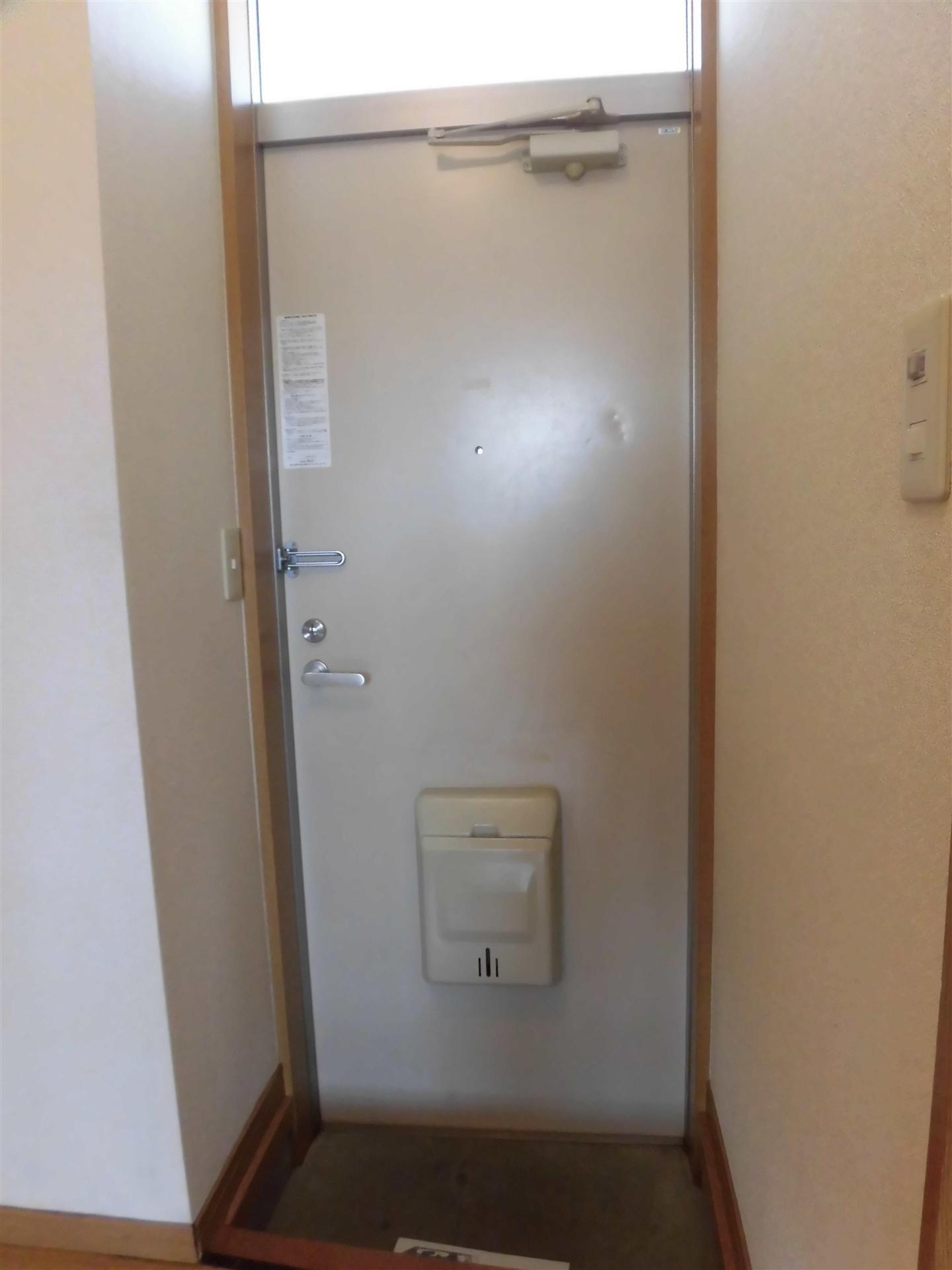 玄関　玄関