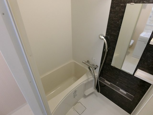 バス・シャワールーム　他の部屋参照