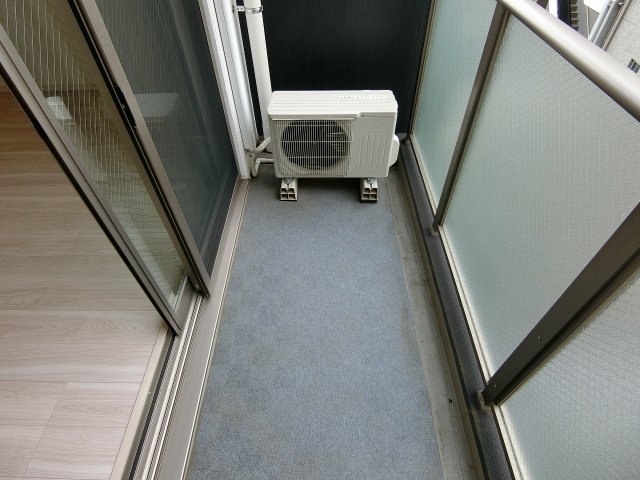 バルコニー　他の部屋参照