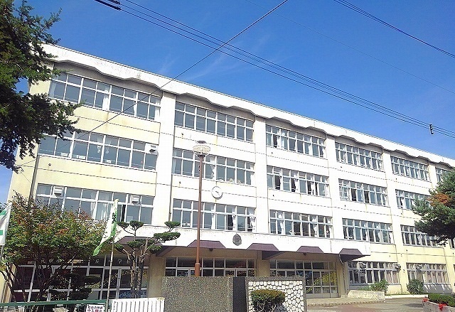その他　柏丘中学校（その他）まで1900m