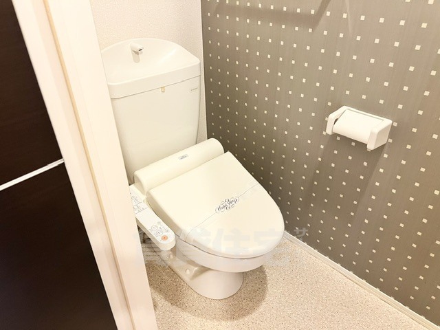 クリスタル・メゾン B棟のトイレ写真