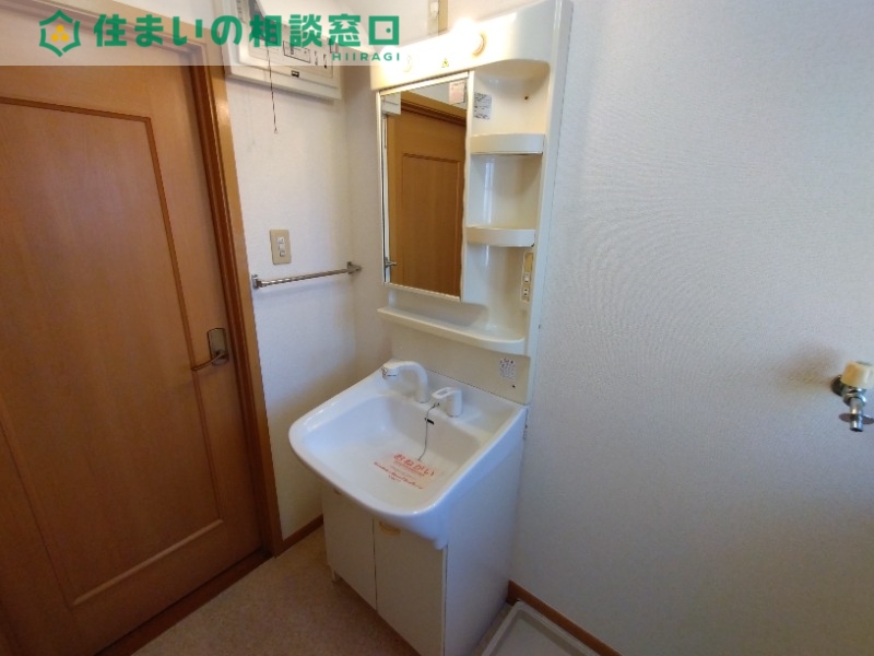 洗面設備　同型
