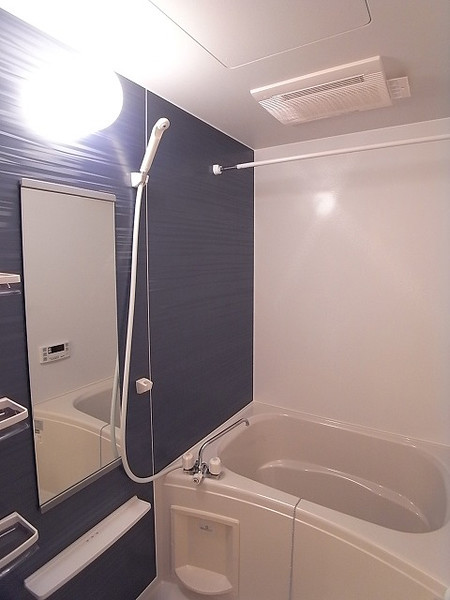 バス・シャワールーム　別の部屋の写真です。