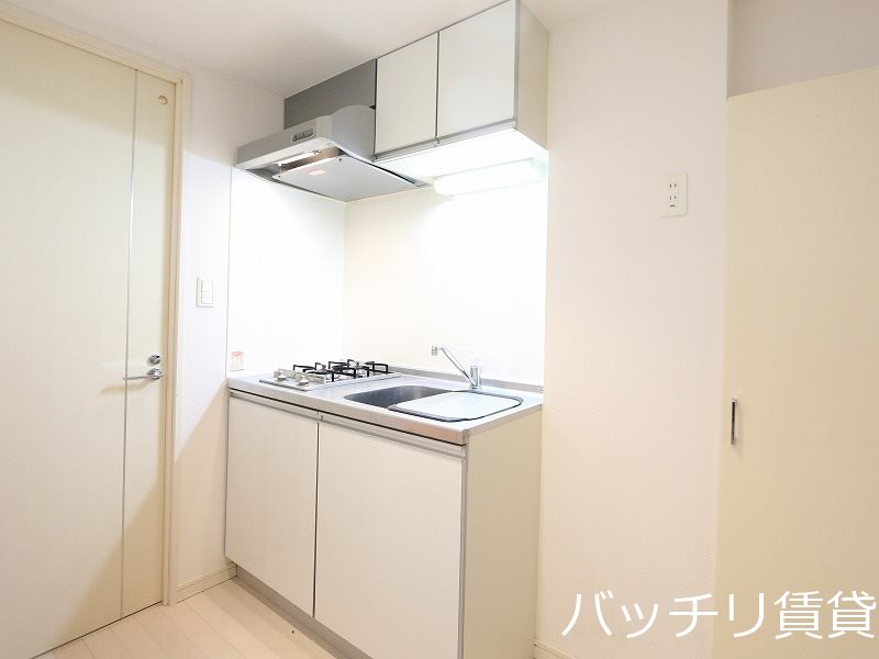 キッチン　画像は同シリーズタイプの為、参考写真になります。
