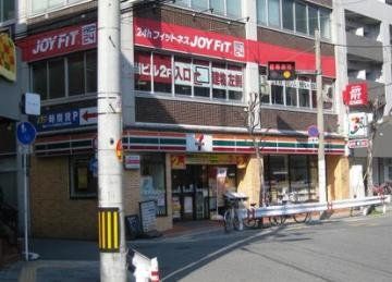コンビニ　セブンイレブン大阪鷺洲3丁目店（コンビニ）まで110m