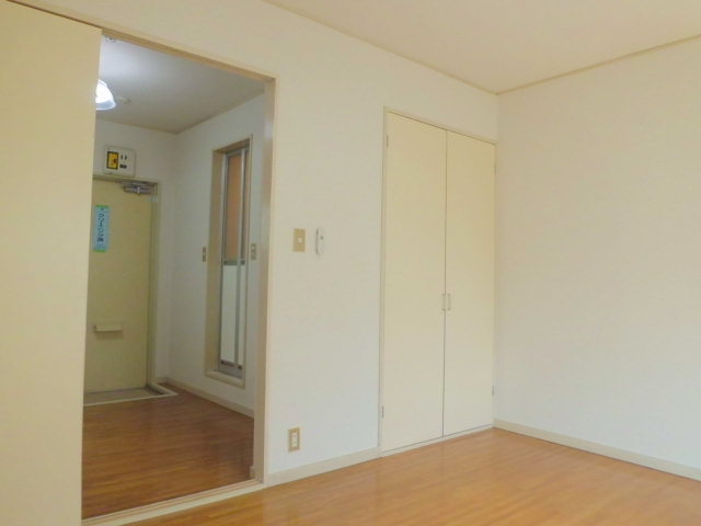 その他部屋・スペース　フローリングの洋室６帖