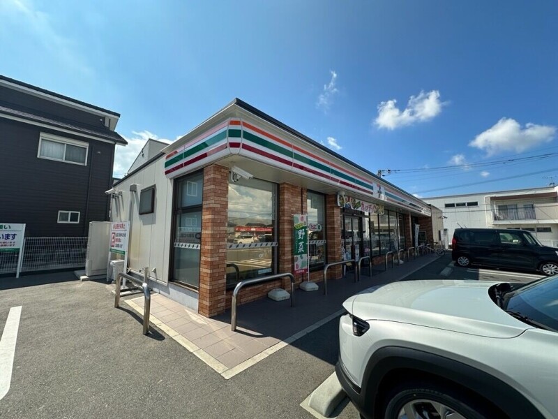 コンビニ　セブンイレブン宇美光正寺店（コンビニ）まで3101m