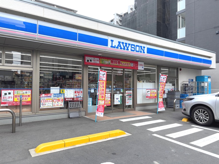 コンビニ　ローソン（コンビニ）まで350m