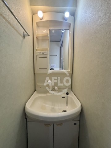 洗面設備　小路2丁目戸建て　独立洗面台