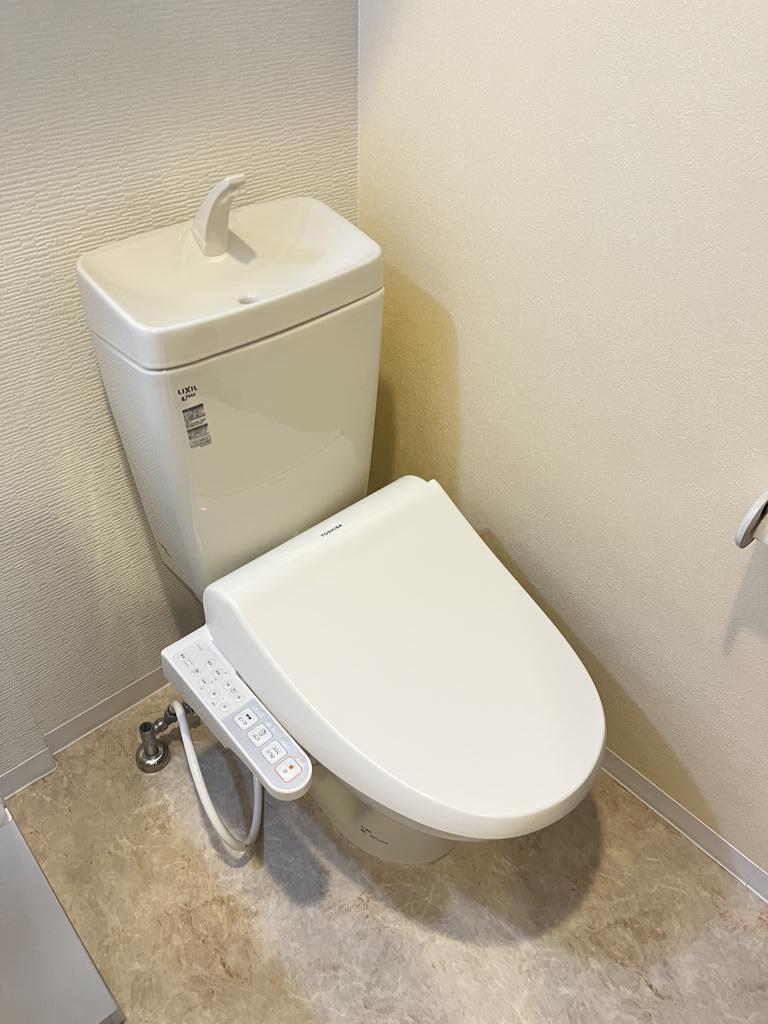 トイレ　※同建物別部屋