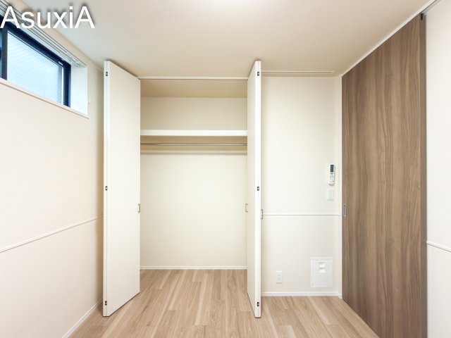 庭　※別部屋の参考写真です