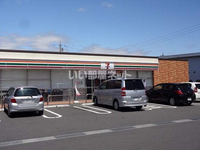 コンビニ　セブンイレブン 松本平田南店（コンビニ）まで602m