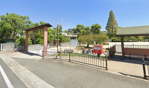 公園　春日丘公園（公園）まで490m