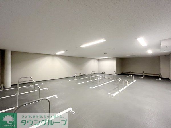 駐車場　お問合せは(株)タウンハウジングレジデンス事業部【03-…