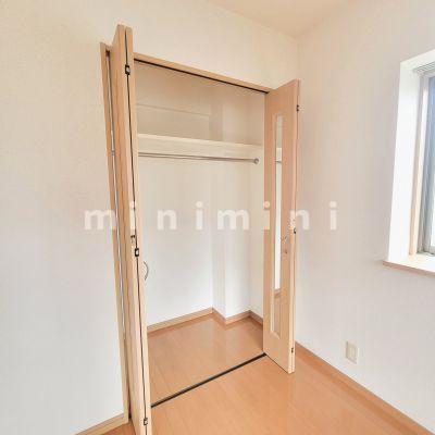 収納　部屋が別号室の写真です　現況優先