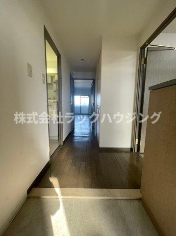玄関　【お部屋さがしはラックハウジングにお問合せ下さいませ♪】