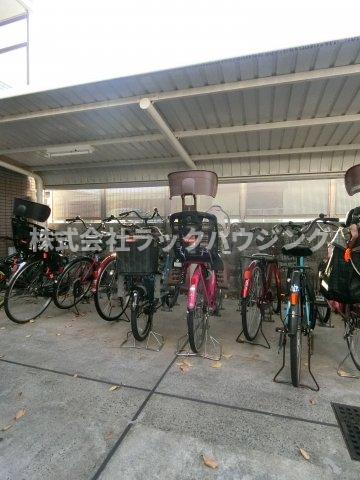駐車場　【お部屋さがしはラックハウジングにお問合せ下さいませ♪】