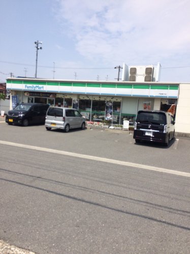 コンビニ　ファミリーマート門真桑才店（コンビニ）まで281m