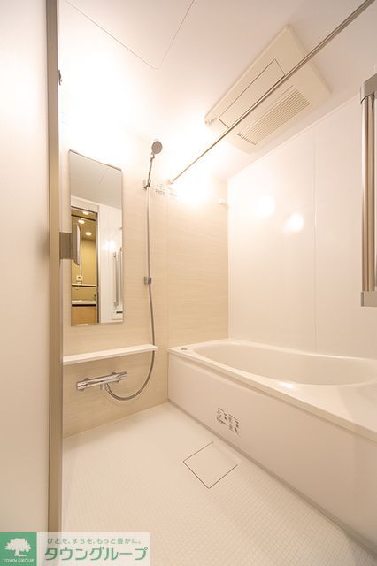 バス・シャワールーム　※写真は同タイプ住戸です。