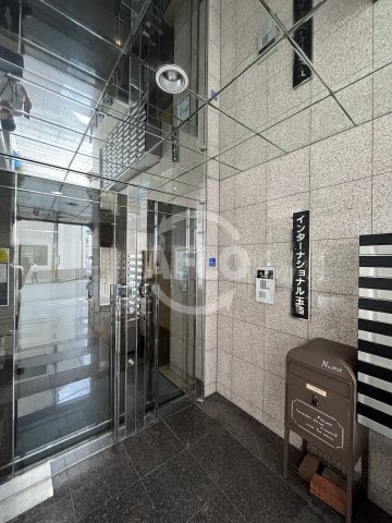 エントランス　インターナショナル玉造　エントランス