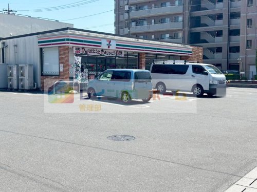 コンビニ　セブンイレブン 上福岡富士見通り店（コンビニ）まで538m