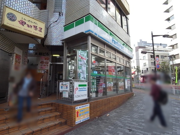 コンビニ　ファミリーマート 東陽町駅前店（コンビニ）まで434m