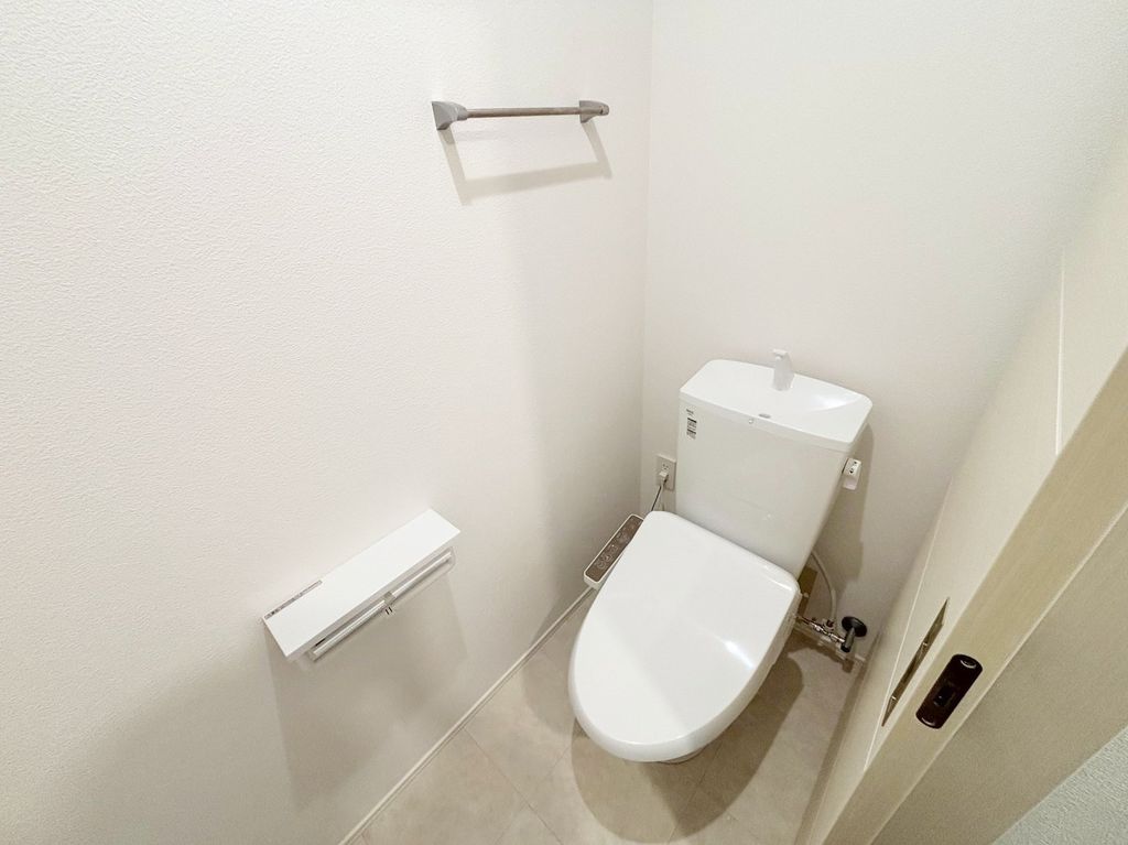 クレールメゾン城東のトイレ写真