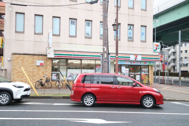 コンビニ　セブン-イレブン 名古屋尾頭橋店（コンビニ）まで100m