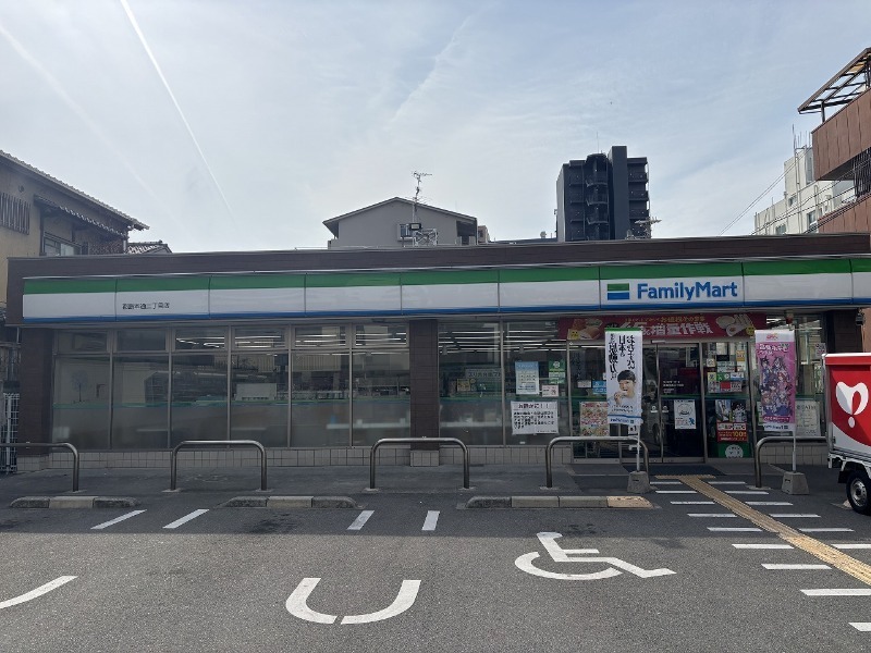 コンビニ　ファミリーマート都島本通三丁目店（コンビニ）まで317m