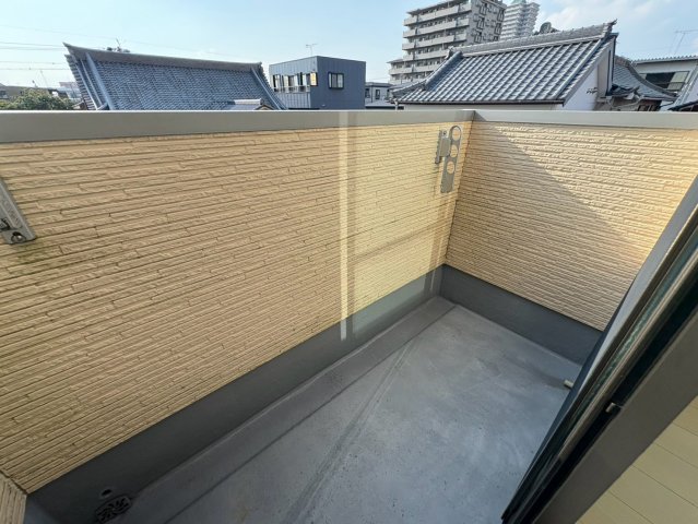 バルコニー　アクアマリン志賀本通