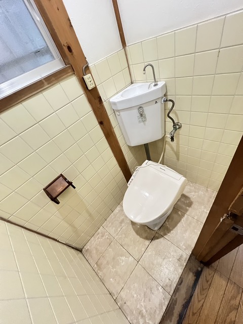 堺市中区深阪二丁 戸建のトイレ写真