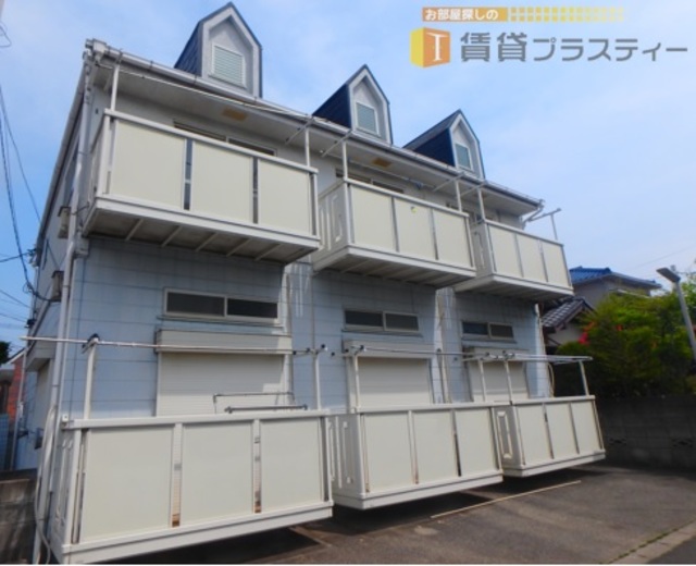 建物外観　閑静な住宅街にひっそりと。