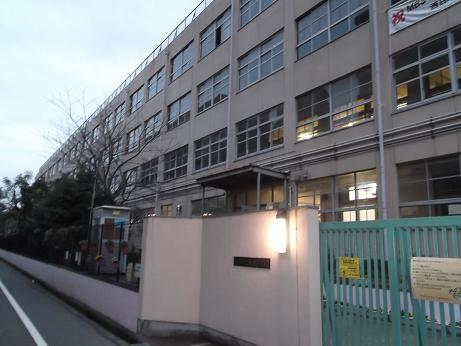 小学校　西堤小学校（小学校）まで1081m