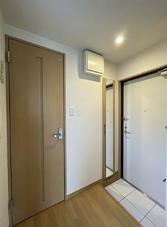 玄関　モン・シャトー高円寺北